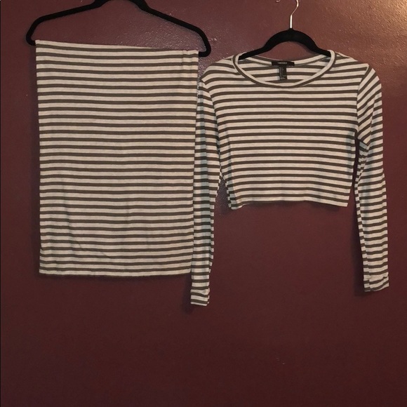 Forever 21 two piece - Picture 1 of 2